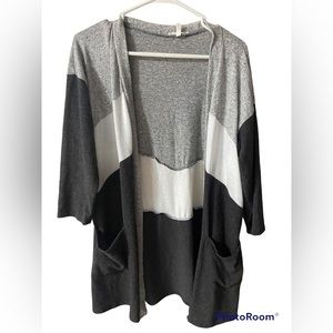 Maurices Gray Color Block Chevron Brushed Knit Cardigan (S)